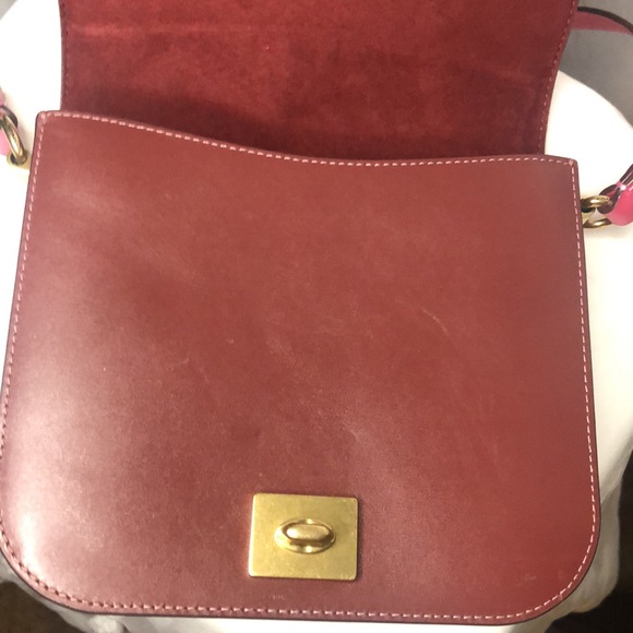 COACH pink and brown HUTTON saddle bag in color block brass. - Picture 10 of 15